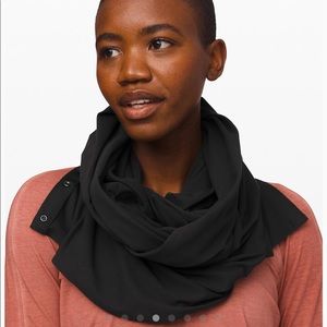 Lululemon Vinyasa Scarf